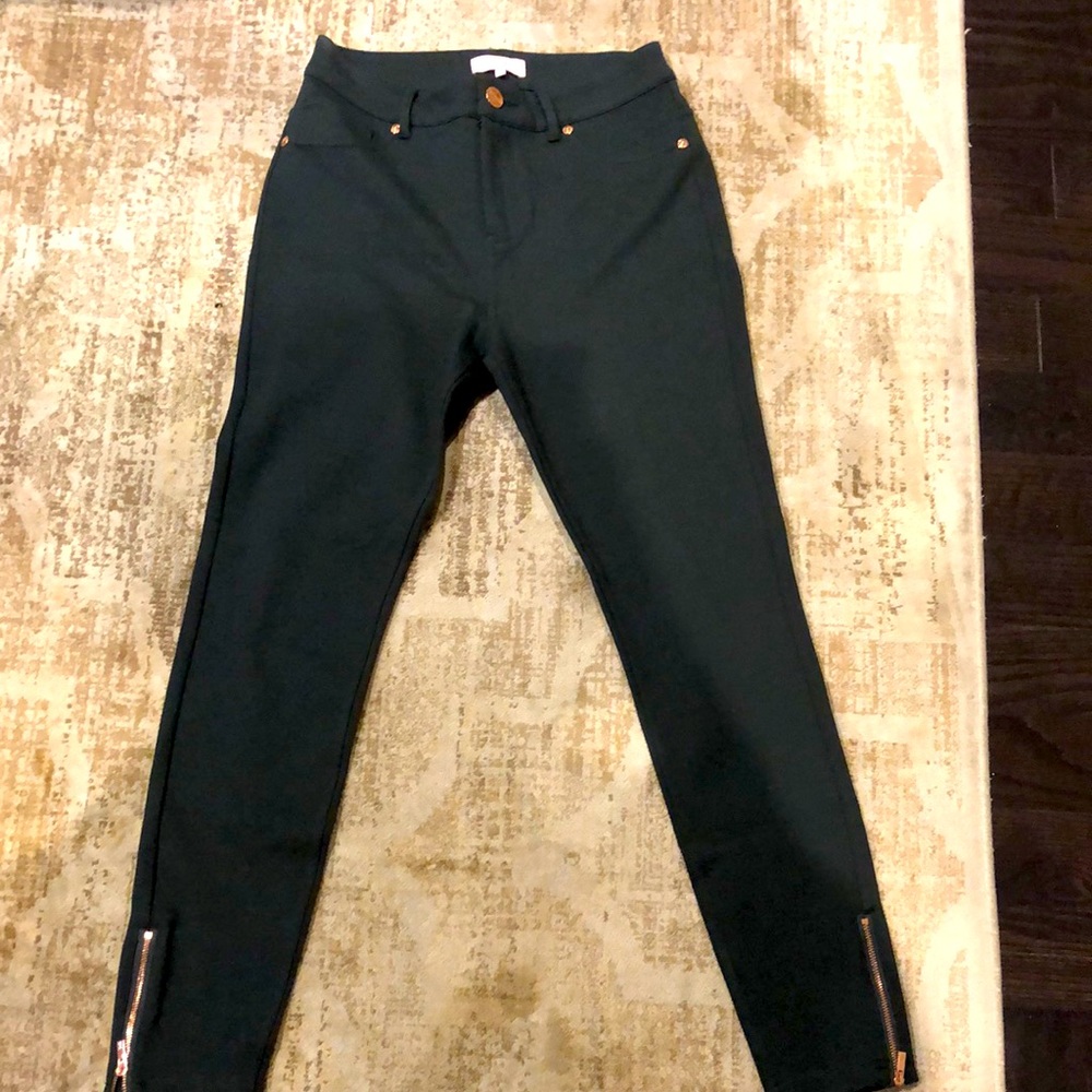 ⭐️Ted Baker dark green pants with stretch ⭐️